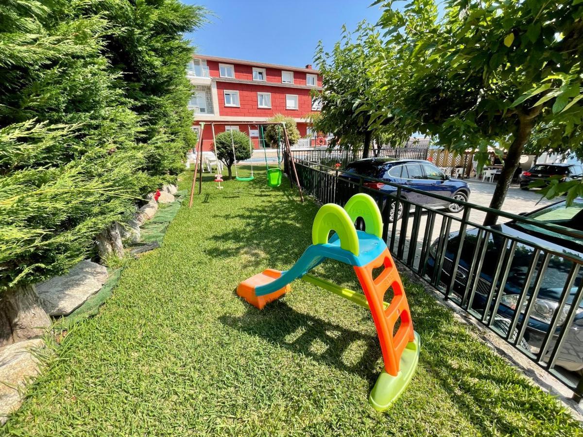 Apartamentos Sinas Playa Рашо Экстерьер фото